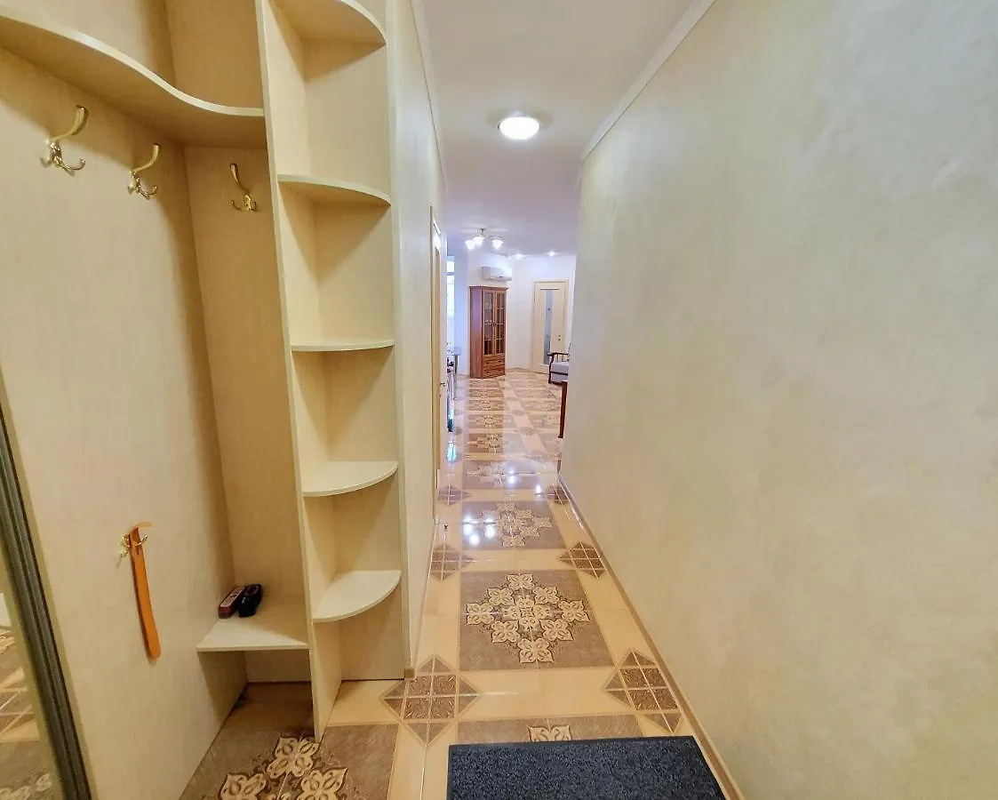 Kiev Apartment 0*, Kyiv